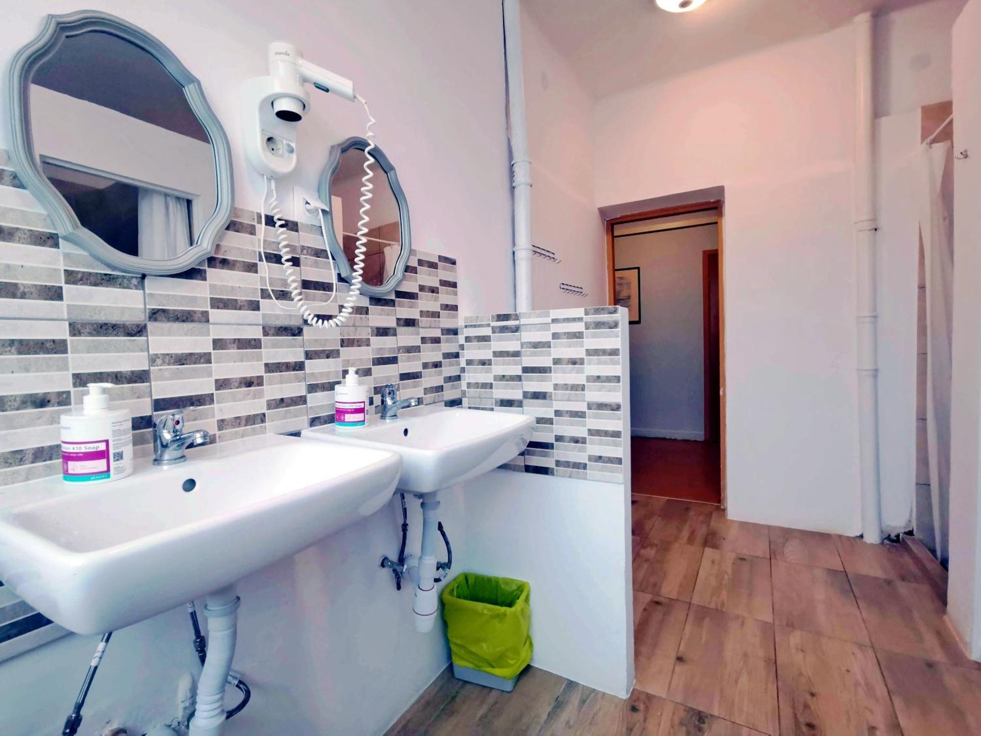 Hostel Bagrowa Kraków
